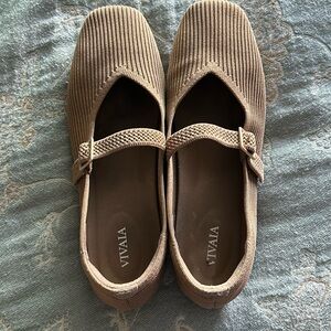 Cute, in trend, Vivala Mary Jane’s.